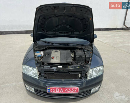 Сірий Шкода Октавія, об'ємом двигуна 1.6 л та пробігом 180 тис. км за 6100 $, фото 39 на Automoto.ua