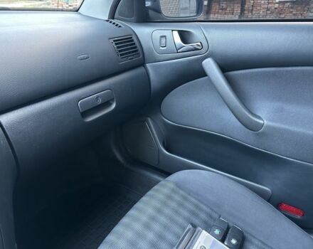 Сірий Шкода Октавія, об'ємом двигуна 1.6 л та пробігом 201 тис. км за 6000 $, фото 14 на Automoto.ua