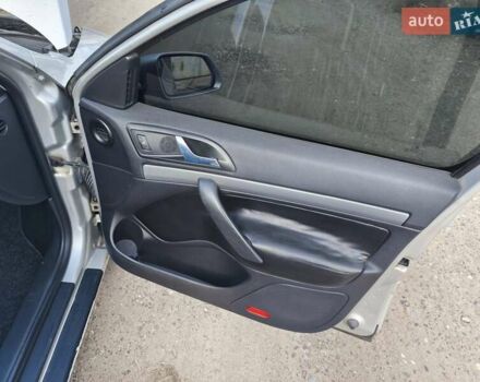 Серый Шкода Октавия, объемом двигателя 1.6 л и пробегом 244 тыс. км за 5700 $, фото 15 на Automoto.ua