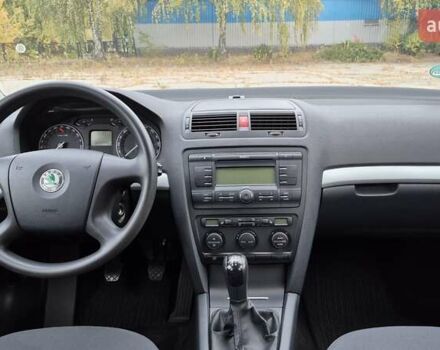 Шкода Октавия 2005 в Полтаве на Automoto.ua Серый Шкода Октавия, объемом двигателя 1.6 л и пробегом 223 тыс. км за 6499 $, фото 16 на Automoto.ua