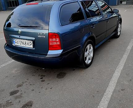 Серый Шкода Октавия, объемом двигателя 1.6 л и пробегом 268 тыс. км за 5800 $, фото 4 на Automoto.ua