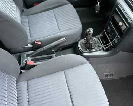 Серый Шкода Октавия, объемом двигателя 1.6 л и пробегом 215 тыс. км за 4750 $, фото 8 на Automoto.ua