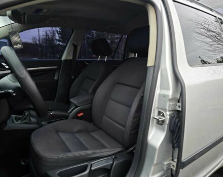 Серый Шкода Октавия, объемом двигателя 1.6 л и пробегом 216 тыс. км за 5899 $, фото 6 на Automoto.ua