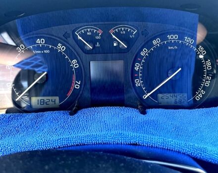 Шкода Октавия 2005 в Полтаве на Automoto.ua Серый Шкода Октавия, объемом двигателя 1.6 л и пробегом 260 тыс. км за 6100 $, фото 7 на Automoto.ua