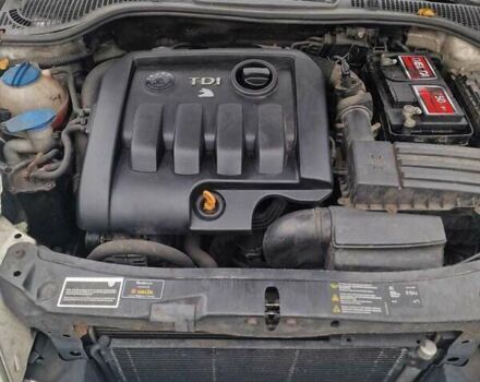 Шкода Октавия 2005 в Киеве на Automoto.ua Серый Шкода Октавия, объемом двигателя 1.9 л и пробегом 337 тыс. км за 3000 $, фото 1 на Automoto.ua