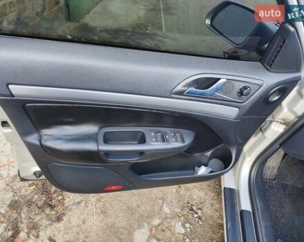 Серый Шкода Октавия, объемом двигателя 1.6 л и пробегом 244 тыс. км за 5700 $, фото 16 на Automoto.ua