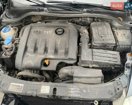 Серый Шкода Октавия, объемом двигателя 1.9 л и пробегом 400 тыс. км за 4900 $, фото 7 на Automoto.ua