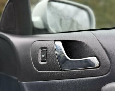 Серый Шкода Октавия, объемом двигателя 1.6 л и пробегом 215 тыс. км за 4750 $, фото 10 на Automoto.ua