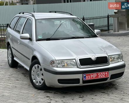 Серый Шкода Октавия, объемом двигателя 1.6 л и пробегом 217 тыс. км за 4750 $, фото 13 на Automoto.ua