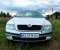 Серый Шкода Октавия, объемом двигателя 1.6 л и пробегом 213 тыс. км за 6000 $, фото 1 на Automoto.ua