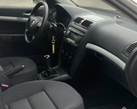 Сірий Шкода Октавія, об'ємом двигуна 1.6 л та пробігом 205 тис. км за 5800 $, фото 9 на Automoto.ua