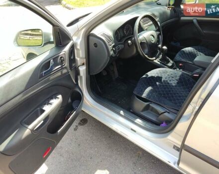 Серый Шкода Октавия, объемом двигателя 1.6 л и пробегом 200 тыс. км за 7300 $, фото 7 на Automoto.ua