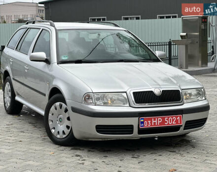 Серый Шкода Октавия, объемом двигателя 1.6 л и пробегом 217 тыс. км за 4750 $, фото 2 на Automoto.ua