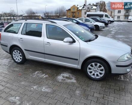 Серый Шкода Октавия, объемом двигателя 1.6 л и пробегом 196 тыс. км за 5950 $, фото 5 на Automoto.ua