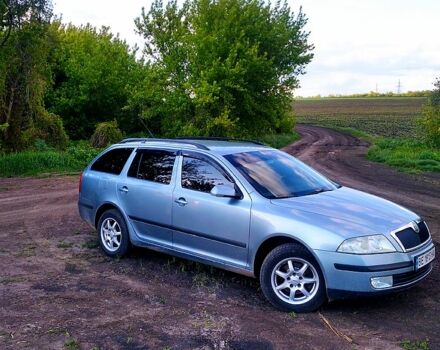 Сірий Шкода Октавія, об'ємом двигуна 1.6 л та пробігом 230 тис. км за 5600 $, фото 1 на Automoto.ua