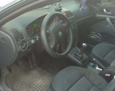 Шкода Октавия 2006 в Кривом Роге на Automoto.ua Серый Шкода Октавия, объемом двигателя 2 л и пробегом 323 тыс. км за 3300 $, фото 2 на Automoto.ua