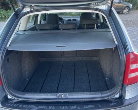 Шкода Октавия 2006 в Яворове на Automoto.ua Серый Шкода Октавия, объемом двигателя 1.6 л и пробегом 229 тыс. км за 6050 $, фото 6 на Automoto.ua