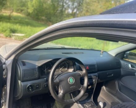 Серый Шкода Октавия, объемом двигателя 1.8 л и пробегом 300 тыс. км за 4500 $, фото 5 на Automoto.ua