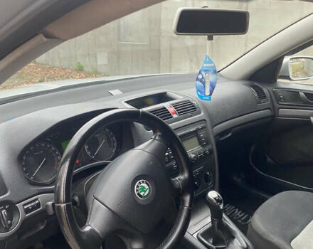 Серый Шкода Октавия, объемом двигателя 1.6 л и пробегом 201 тыс. км за 6000 $, фото 9 на Automoto.ua