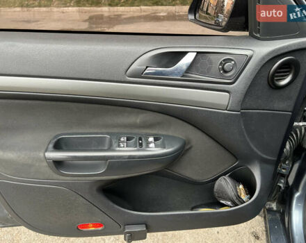 Сірий Шкода Октавія, об'ємом двигуна 1.97 л та пробігом 377 тис. км за 5800 $, фото 38 на Automoto.ua