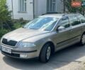 Серый Шкода Октавия, объемом двигателя 1.6 л и пробегом 225 тыс. км за 6900 $, фото 1 на Automoto.ua
