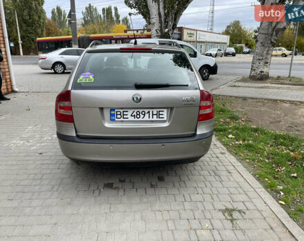 Серый Шкода Октавия, объемом двигателя 1.6 л и пробегом 305 тыс. км за 5200 $, фото 4 на Automoto.ua