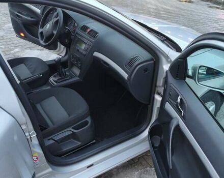 Серый Шкода Октавия, объемом двигателя 1.6 л и пробегом 196 тыс. км за 5950 $, фото 10 на Automoto.ua