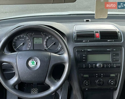 Шкода Октавія 2006 у Одесі на Automoto.ua Сірий Шкода Октавія, об'ємом двигуна 1.9 л та пробігом 305 тис. км за 3030 $, фото 8 на Automoto.ua