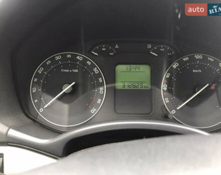Шкода Октавия 2006 в Гайвороне на Automoto.ua Серый Шкода Октавия, объемом двигателя 1.6 л и пробегом 312 тыс. км за 5900 $, фото 15 на Automoto.ua