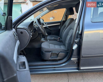 Серый Шкода Октавия, объемом двигателя 1.6 л и пробегом 170 тыс. км за 6500 $, фото 15 на Automoto.ua