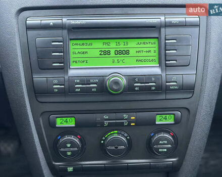 Серый Шкода Октавия, объемом двигателя 1.6 л и пробегом 260 тыс. км за 6555 $, фото 16 на Automoto.ua