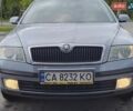 Серый Шкода Октавия, объемом двигателя 1.6 л и пробегом 300 тыс. км за 5100 $, фото 1 на Automoto.ua