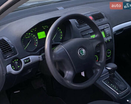 Шкода Октавия 2006 в Самборе на Automoto.ua Серый Шкода Октавия, объемом двигателя 1.6 л и пробегом 230 тыс. км за 6899 $, фото 32 на Automoto.ua