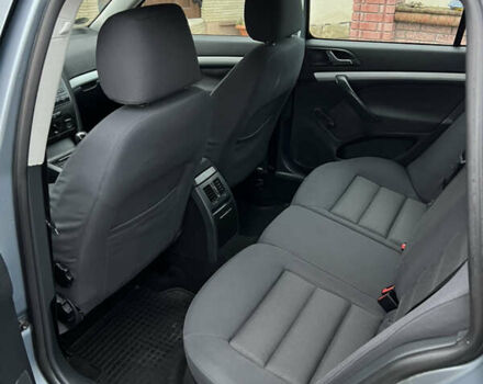 Серый Шкода Октавия, объемом двигателя 1.6 л и пробегом 217 тыс. км за 5700 $, фото 40 на Automoto.ua