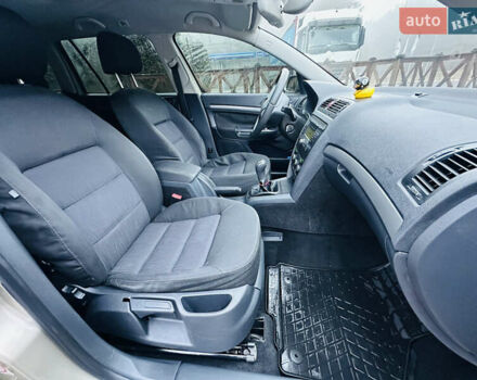 Серый Шкода Октавия, объемом двигателя 2 л и пробегом 319 тыс. км за 5900 $, фото 15 на Automoto.ua