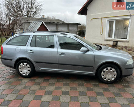 Серый Шкода Октавия, объемом двигателя 1.6 л и пробегом 217 тыс. км за 5700 $, фото 11 на Automoto.ua