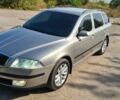 Серый Шкода Октавия, объемом двигателя 1.6 л и пробегом 227 тыс. км за 6300 $, фото 2 на Automoto.ua