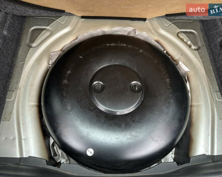 Шкода Октавия 2006 в Киеве на Automoto.ua Серый Шкода Октавия, объемом двигателя 1.6 л и пробегом 249 тыс. км за 6350 $, фото 35 на Automoto.ua