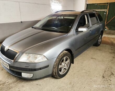 Шкода Октавія 2006 у Корце на Automoto.ua Сірий Шкода Октавія, об'ємом двигуна 1.6 л та пробігом 290 тис. км за 5000 $, фото 3 на Automoto.ua