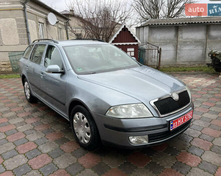 Серый Шкода Октавия, объемом двигателя 1.6 л и пробегом 217 тыс. км за 5700 $, фото 12 на Automoto.ua