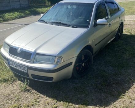 Сірий Шкода Октавія, об'ємом двигуна 1.8 л та пробігом 2 тис. км за 3800 $, фото 4 на Automoto.ua