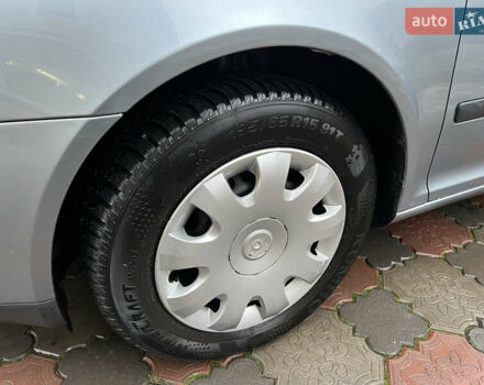 Серый Шкода Октавия, объемом двигателя 1.6 л и пробегом 217 тыс. км за 5700 $, фото 16 на Automoto.ua