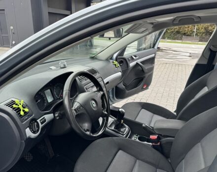 Сірий Шкода Октавія, об'ємом двигуна 1.6 л та пробігом 233 тис. км за 6750 $, фото 9 на Automoto.ua