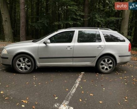 Сірий Шкода Октавія, об'ємом двигуна 1.6 л та пробігом 245 тис. км за 4999 $, фото 1 на Automoto.ua