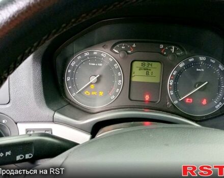 Серый Шкода Октавия, объемом двигателя 1.6 л и пробегом 260 тыс. км за 5600 $, фото 8 на Automoto.ua