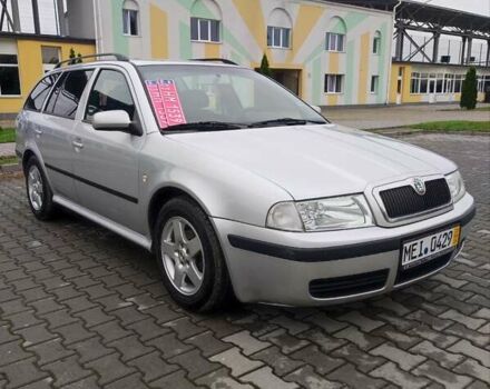 Серый Шкода Октавия, объемом двигателя 1.6 л и пробегом 220 тыс. км за 4500 $, фото 3 на Automoto.ua