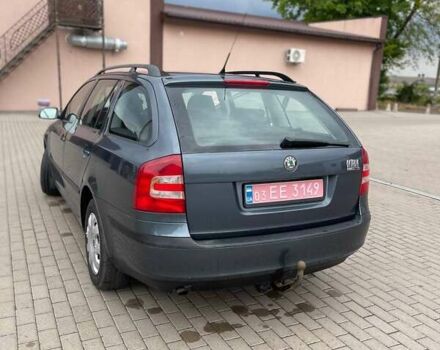 Серый Шкода Октавия, объемом двигателя 1.6 л и пробегом 228 тыс. км за 6250 $, фото 1 на Automoto.ua