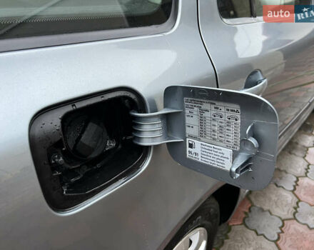 Серый Шкода Октавия, объемом двигателя 1.6 л и пробегом 217 тыс. км за 5700 $, фото 25 на Automoto.ua