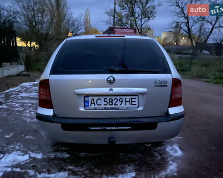 Шкода Октавия 2006 в Коростене на Automoto.ua Серый Шкода Октавия, объемом двигателя 1.9 л и пробегом 330 тыс. км за 4800 $, фото 5 на Automoto.ua