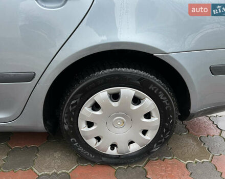 Серый Шкода Октавия, объемом двигателя 1.6 л и пробегом 217 тыс. км за 5700 $, фото 18 на Automoto.ua